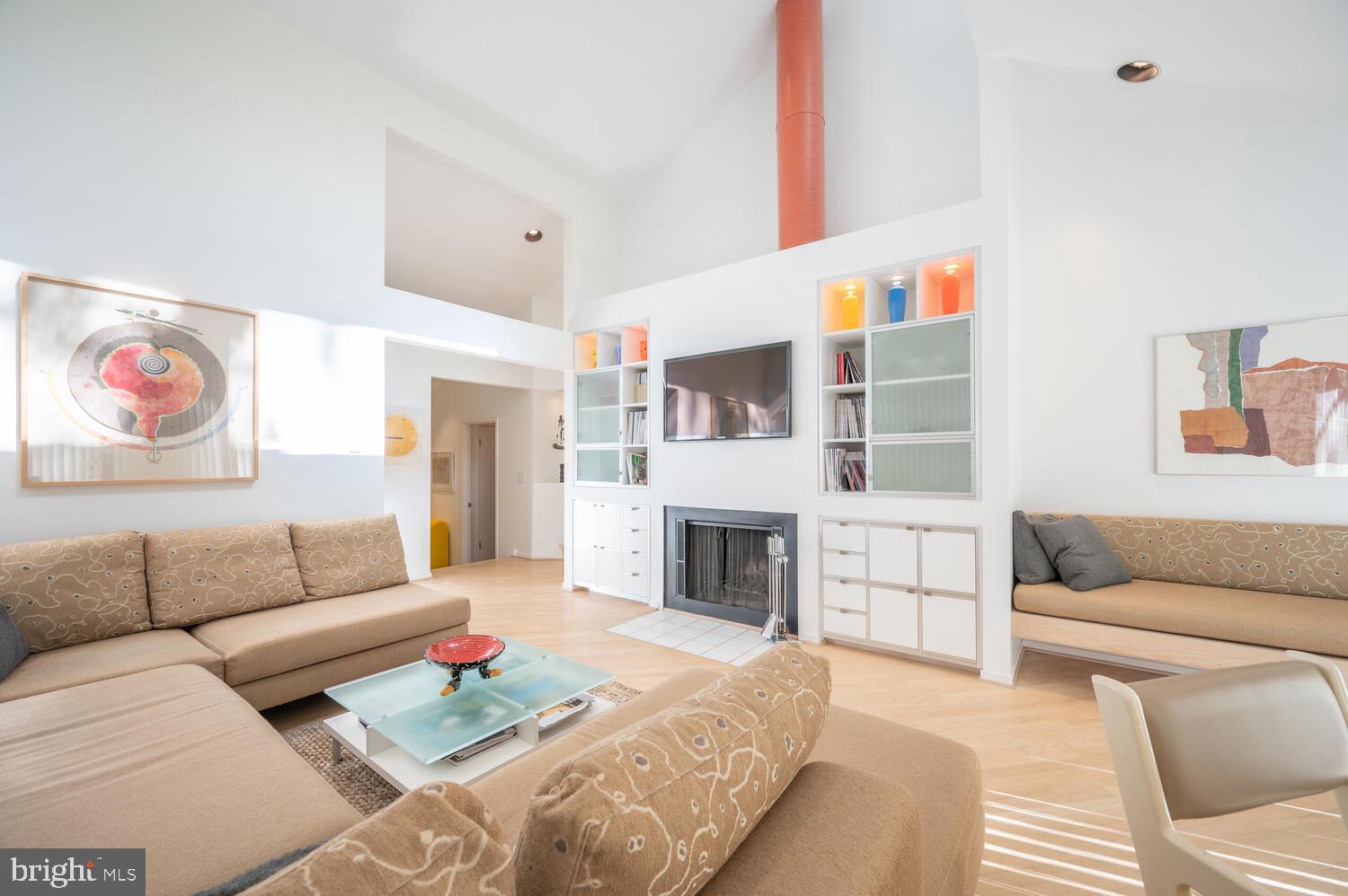 6908 Persimmon Tree Road Bethesda, MD 20817 - Photo 27 of 60