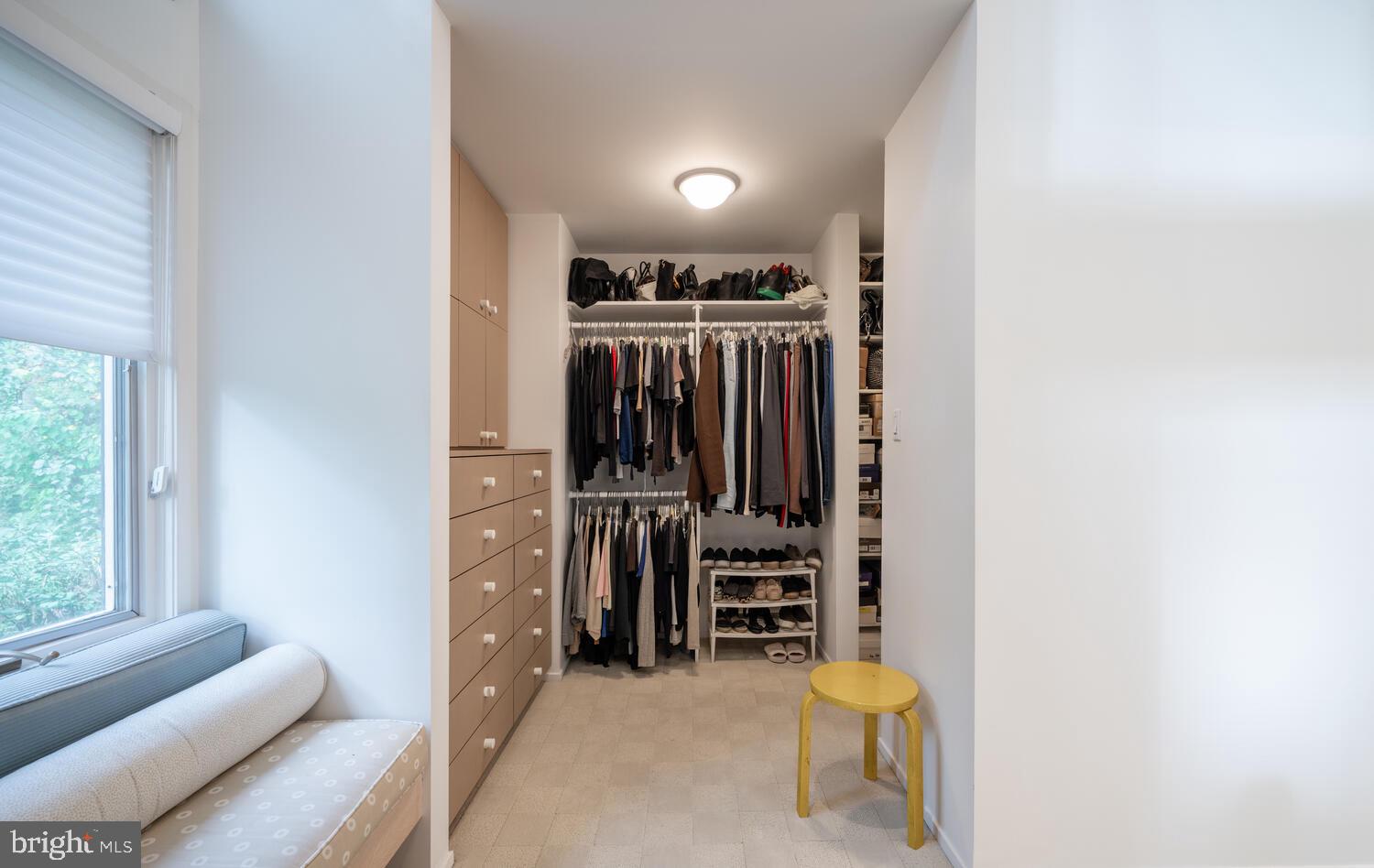 6908 Persimmon Tree Road Bethesda, MD 20817 - Photo 33 of 60 Main-level Primary Suite