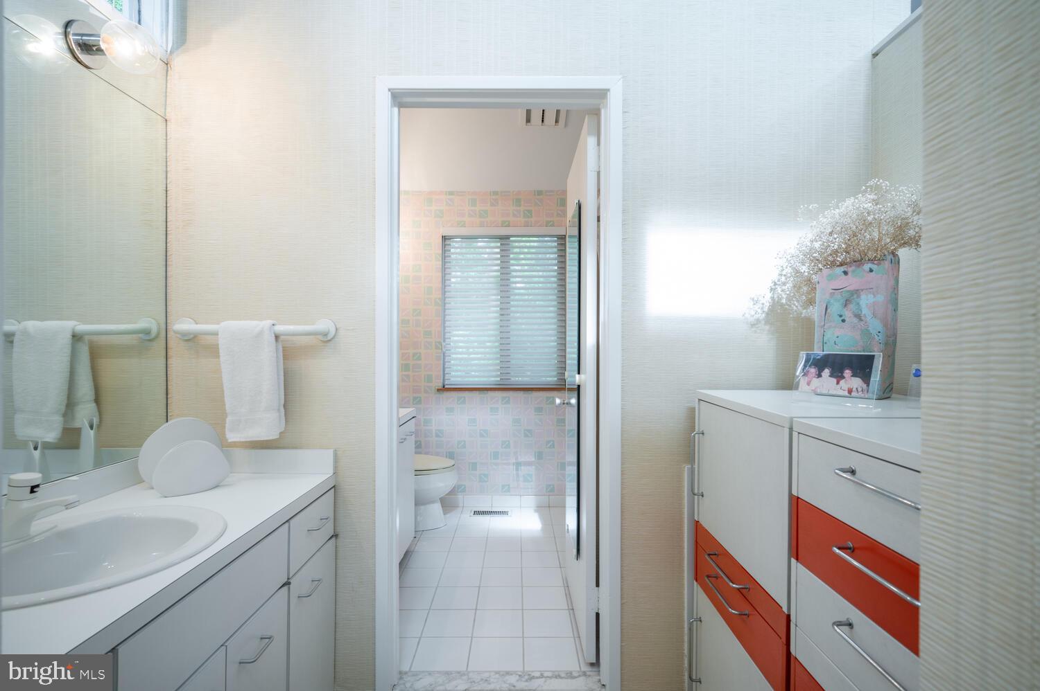 6908 Persimmon Tree Road Bethesda, MD 20817 - Photo 44 of 60 Second primary suite