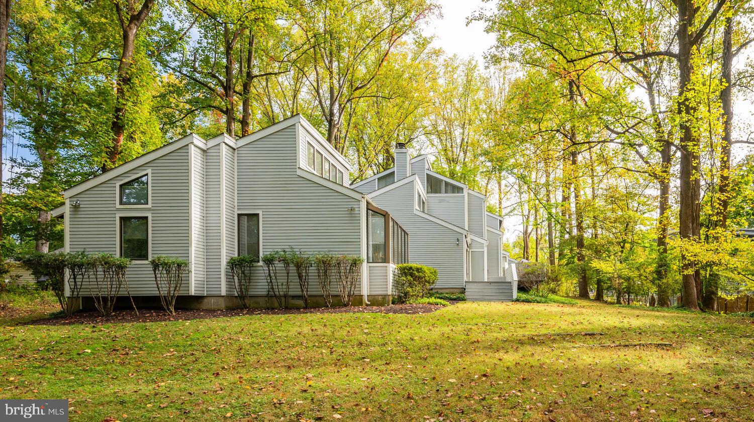 6908 Persimmon Tree Road Bethesda, MD 20817 - Photo 57 of 60