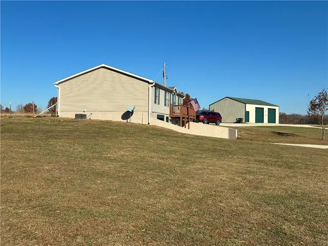 $325,000 | 540 Northwest Uu Highway, Centerview, MO 64019