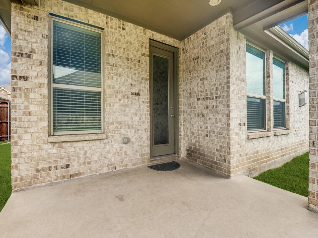 1313 Torrington Lane Forney, TX 75126 - Photo 31 of 40 a view of outdoor space and porch