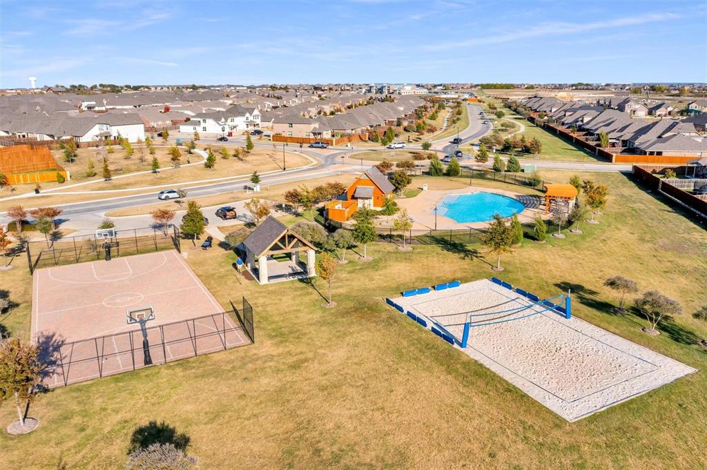 1313 Torrington Lane Forney, TX 75126 - Photo 33 of 40 an aerial view of residential houses with outdoor space