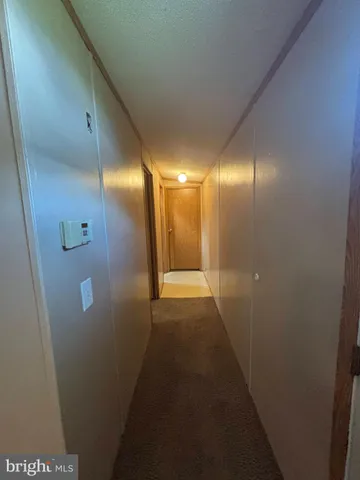 a view of livingroom with furniture