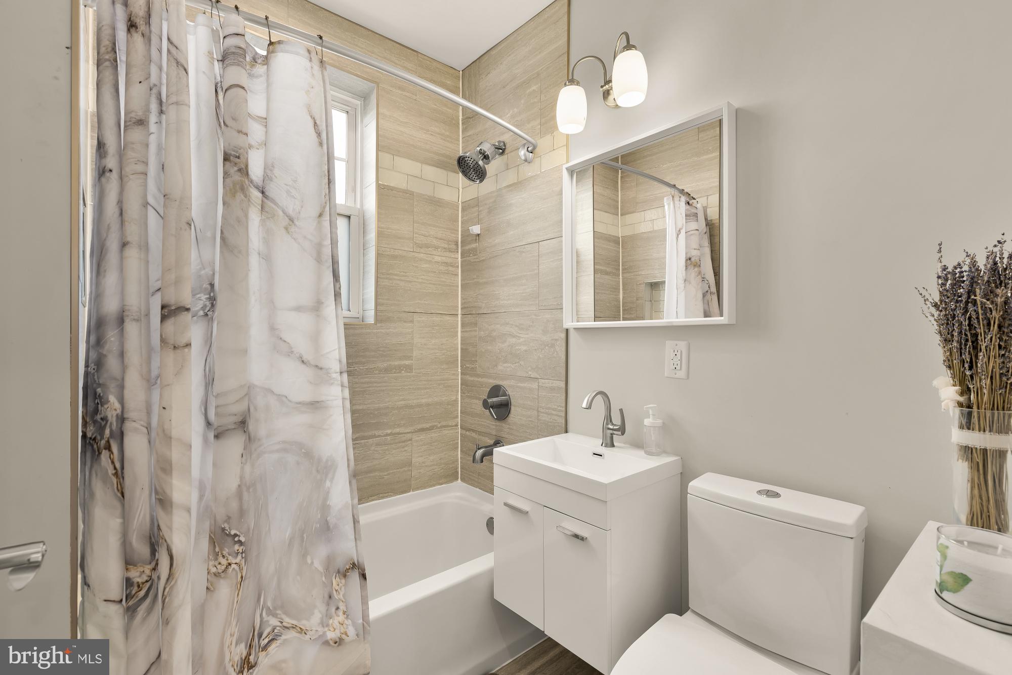 729 Roxboro Place Northwest Washington, DC 20011 - Photo 12 of 22