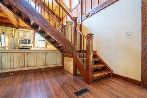 $1,495,000 | 4700 Farm To Market Road 922, Valley View, TX 76272