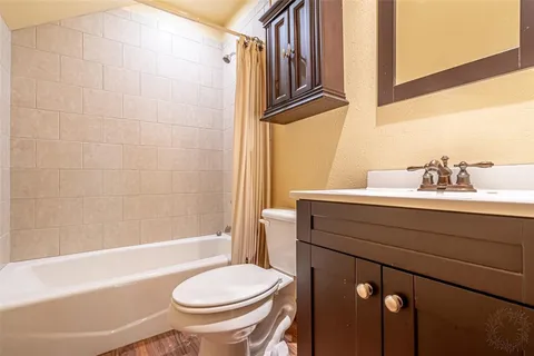 $1,495,000 | 4700 Farm To Market Road 922, Valley View, TX 76272