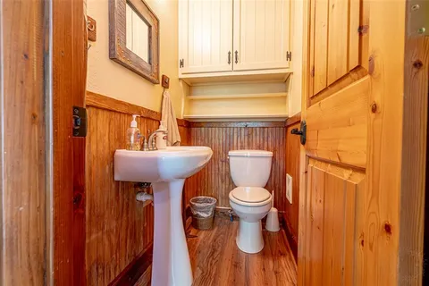 $1,495,000 | 4700 Farm To Market Road 922, Valley View, TX 76272