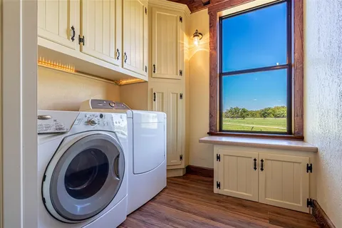 $1,495,000 | 4700 Farm To Market Road 922, Valley View, TX 76272