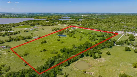 $1,495,000 | 4700 Farm To Market Road 922, Valley View, TX 76272