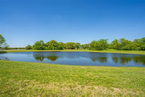 $1,495,000 | 4700 Farm To Market Road 922, Valley View, TX 76272