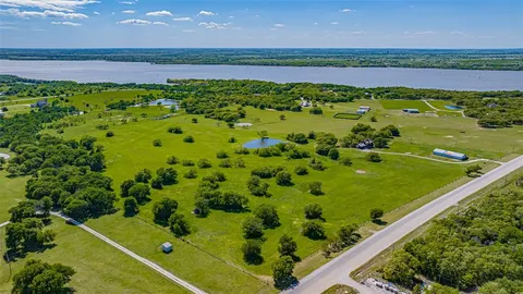 $1,495,000 | 4700 Farm To Market Road 922, Valley View, TX 76272