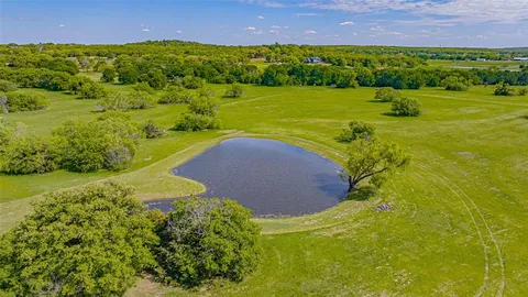 $1,495,000 | 4700 Farm To Market Road 922, Valley View, TX 76272