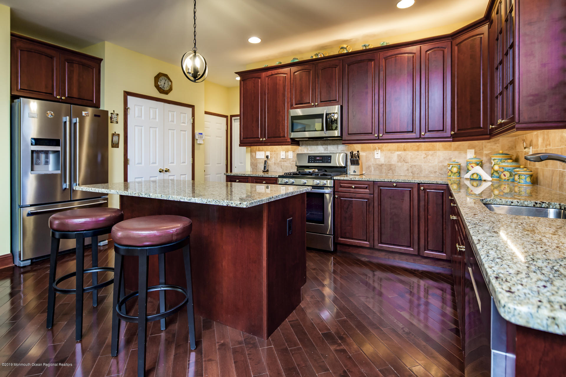 9 Bellagio Road Jackson, NJ 08527 - Photo 11 of 41 SPACIOUS KITCHEN