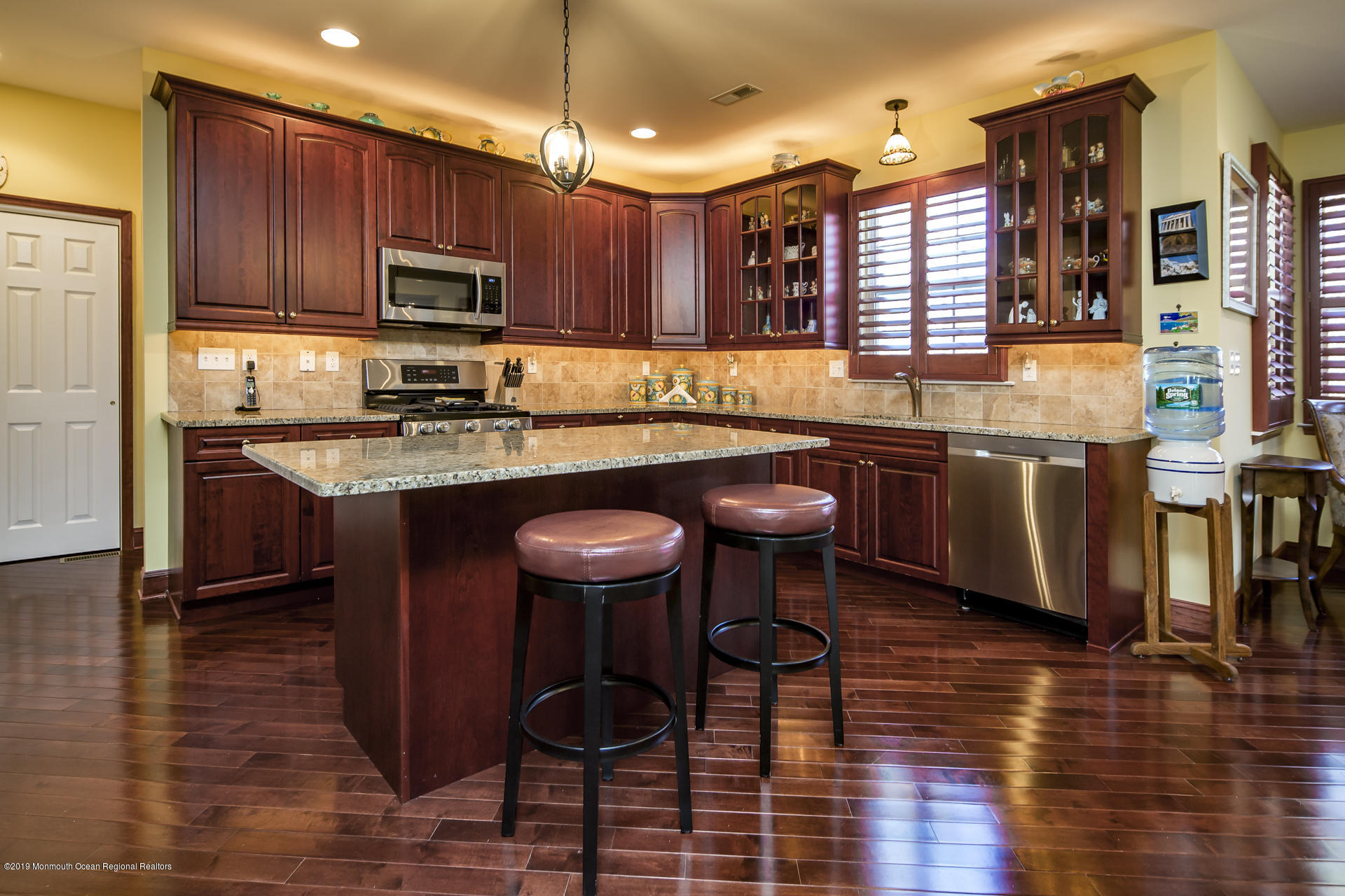 9 Bellagio Road Jackson, NJ 08527 - Photo 10 of 41 SPACIOUS KITCHEN
