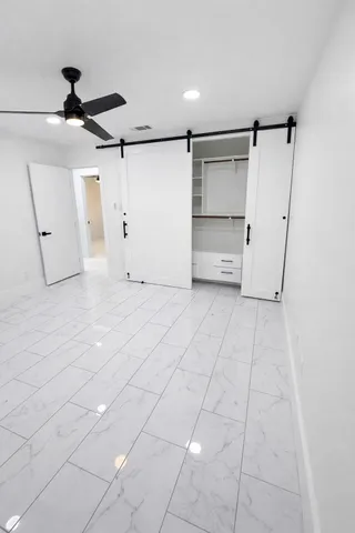 $2,300 | 2014 Pecan Street, Bastrop, TX 78602