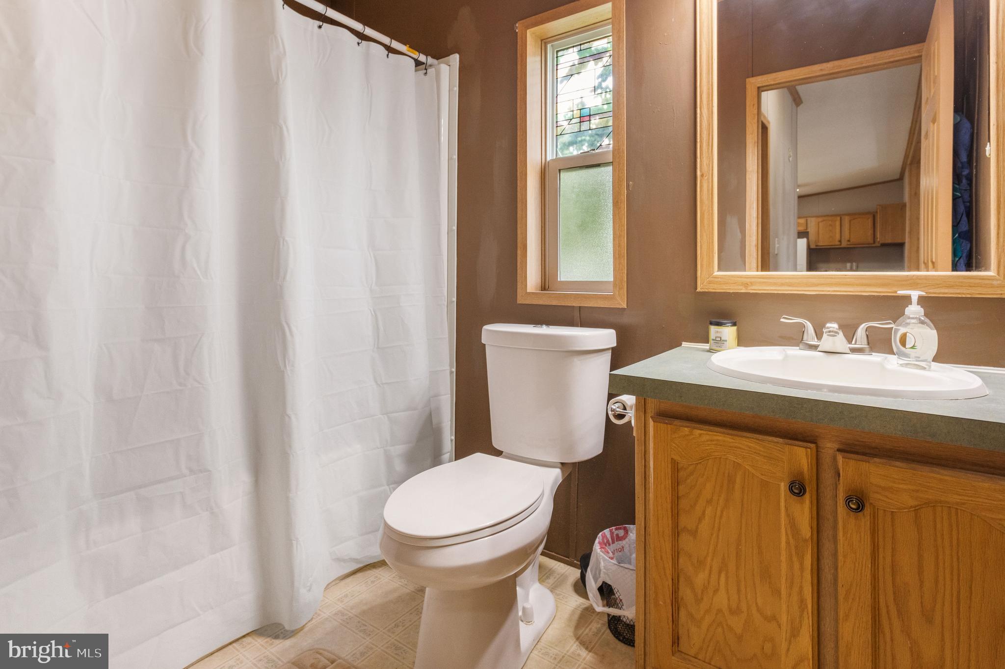 30 Raptor Drive Hanover, PA 17331 - Photo 17 of 21 2nd Full Bathroom