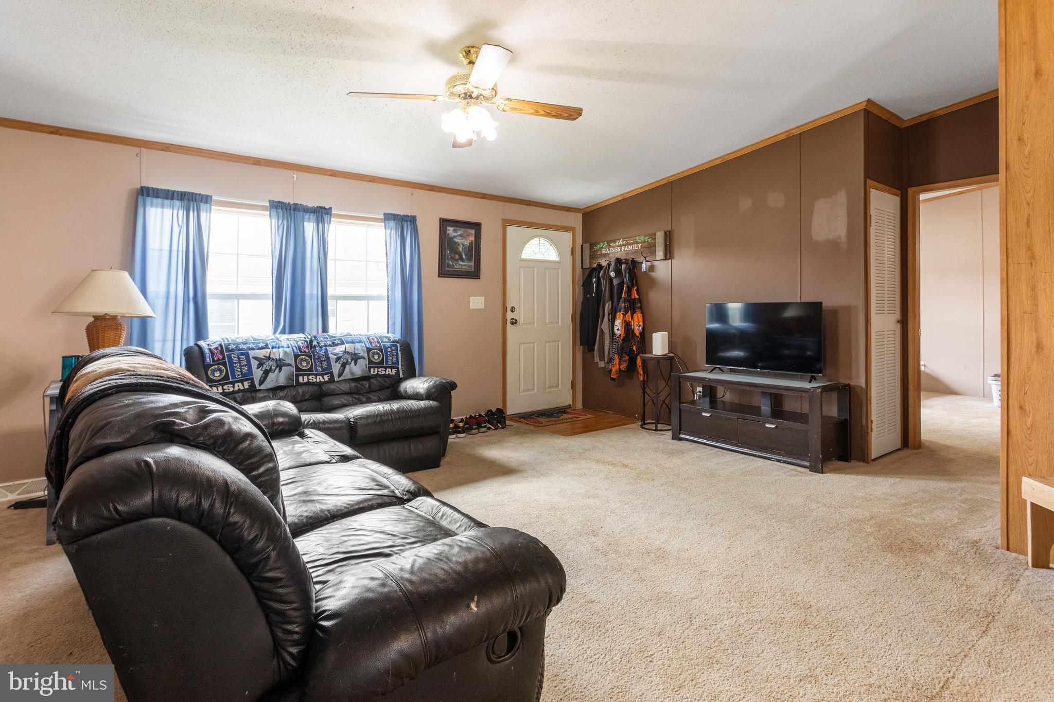 30 Raptor Drive Hanover, PA 17331 - Photo 5 of 21 Living Room
