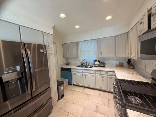 $2,800 | 7 Roosevelt Avenue, Unit 5, Middletown, NY 10940