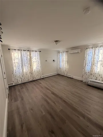 $2,800 | 7 Roosevelt Avenue, Unit 5, Middletown, NY 10940