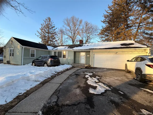 $2,800 | 7 Roosevelt Avenue, Unit 5, Middletown, NY 10940