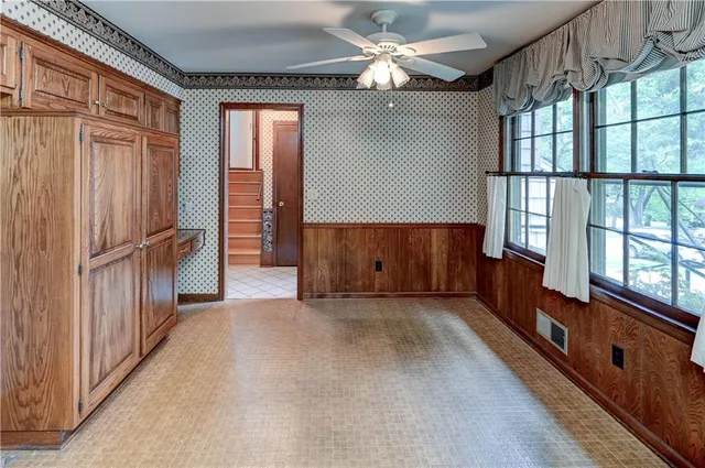 $298,000 | 4100 North Tracy Avenue, Kansas City, MO 64116