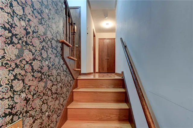 $298,000 | 4100 North Tracy Avenue, Kansas City, MO 64116