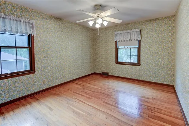 $298,000 | 4100 North Tracy Avenue, Kansas City, MO 64116