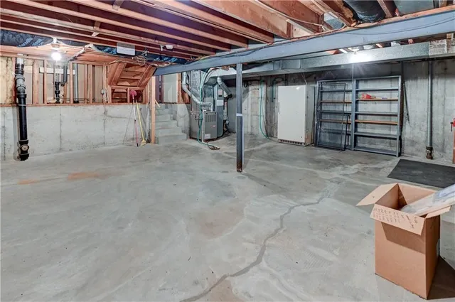 $298,000 | 4100 North Tracy Avenue, Kansas City, MO 64116