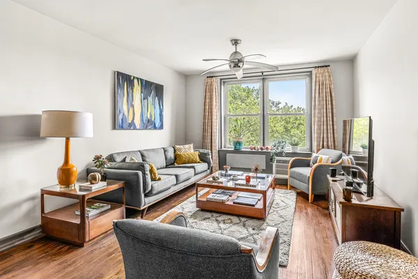 $775,000 | 651 Vanderbilt Street, Unit 5W | Windsor Terrace