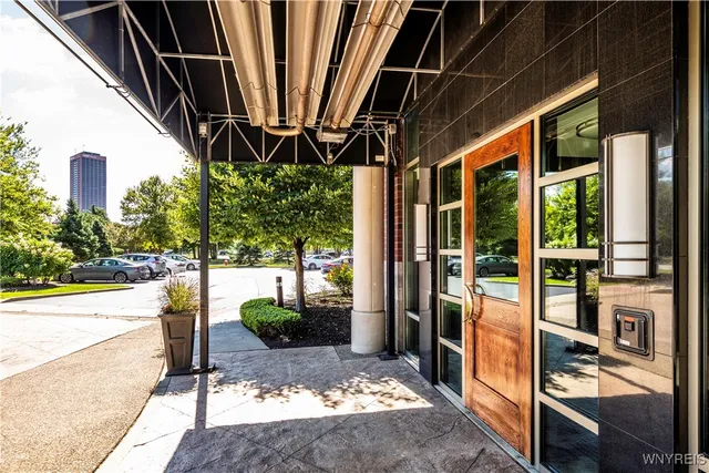 $599,000 | 132 Lakefront Boulevard, Unit 404, Buffalo, NY 14202