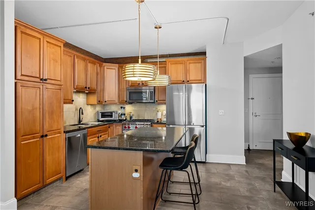 $599,000 | 132 Lakefront Boulevard, Unit 404, Buffalo, NY 14202
