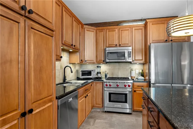 $599,000 | 132 Lakefront Boulevard, Unit 404, Buffalo, NY 14202