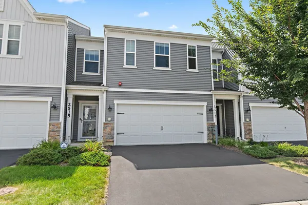 $475,000 | 2515 Geranium Way, Unit 192, Rolling Meadows, IL 60008