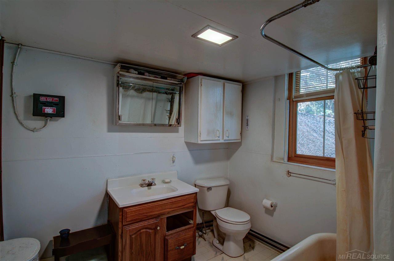 5647 Sanilac Road Carsonville, MI 48419 - Photo 9 of 17 50051890-8.JPG