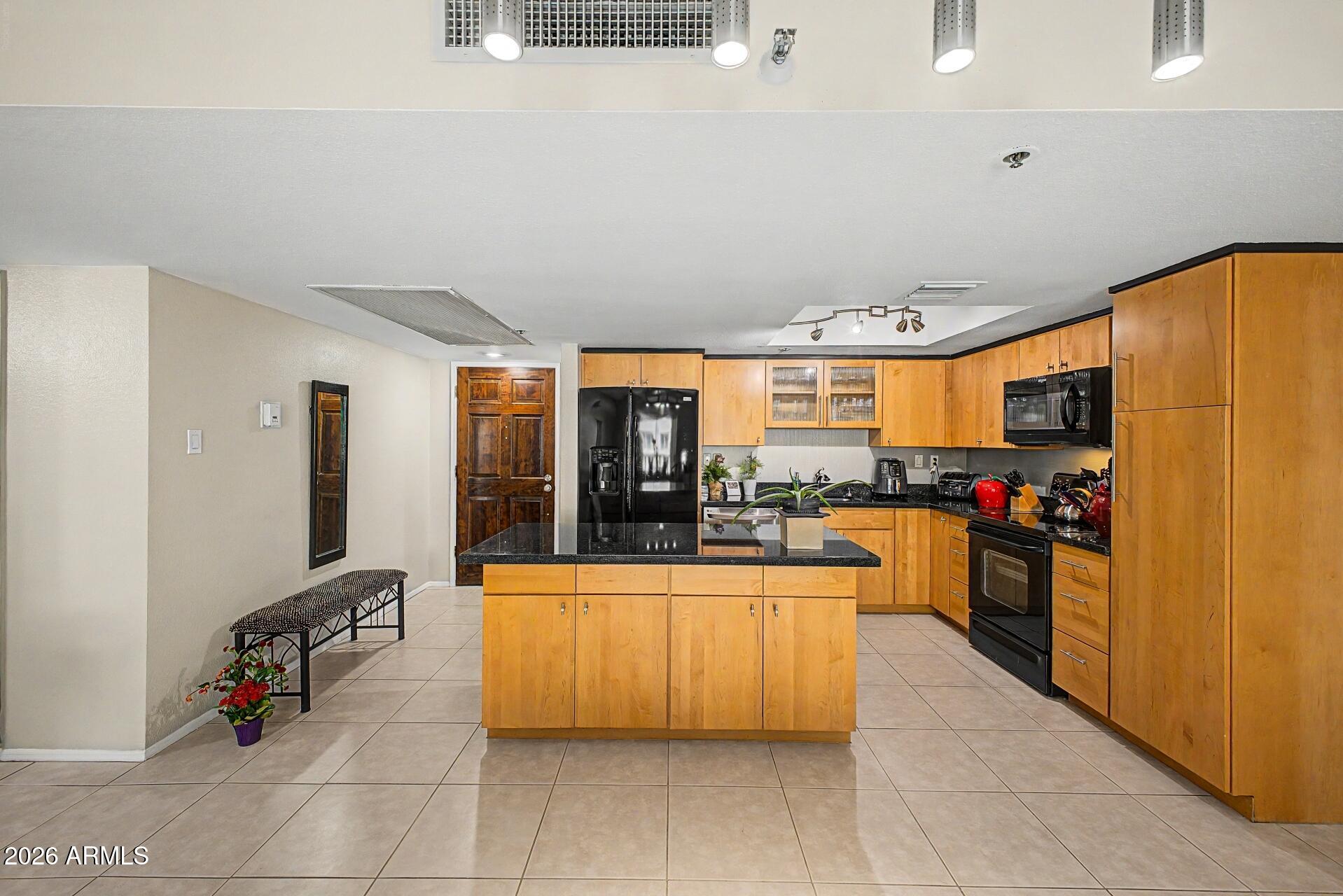 7860 East Camelback Road, Unit 309 Scottsdale, AZ 85251 - Photo 1 of 31