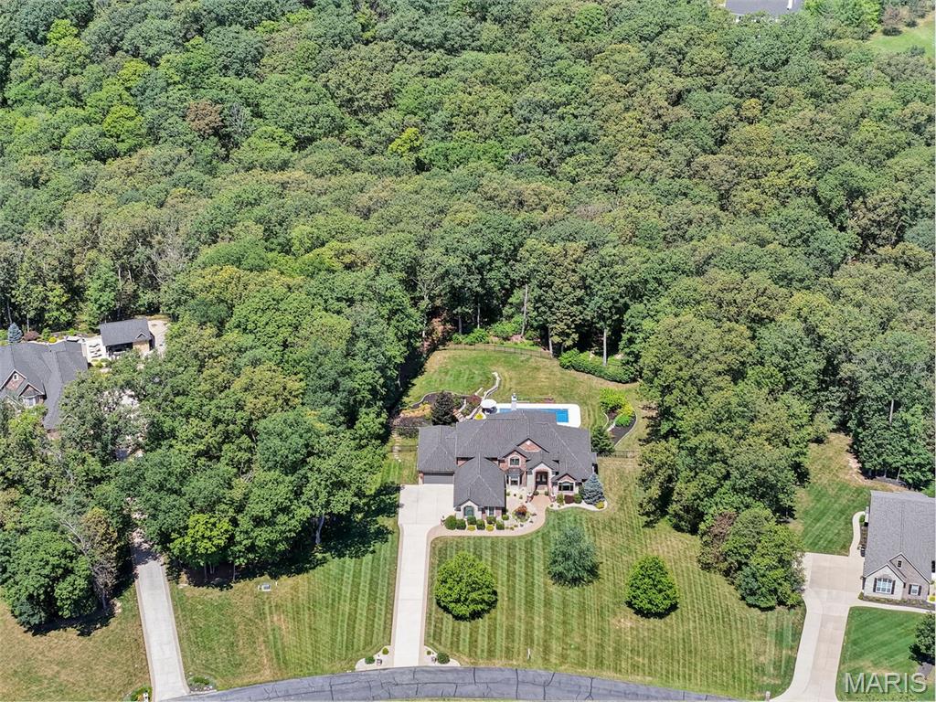 725 Crown Pointe Farms Defiance, MO 63341 - Photo 87 of 92