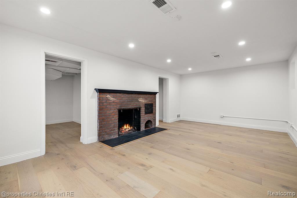31325 Lahser Road Beverly Hills, MI 48025 - Photo 72 of 87
