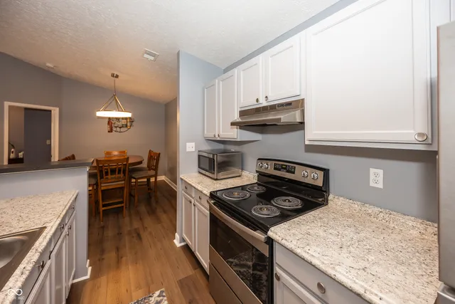 $185,000 | 8410 Glenwillow Lane, Unit 205, Indianapolis, IN 46278