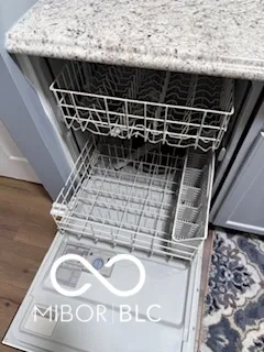 $185,000 | 8410 Glenwillow Lane, Unit 205, Indianapolis, IN 46278