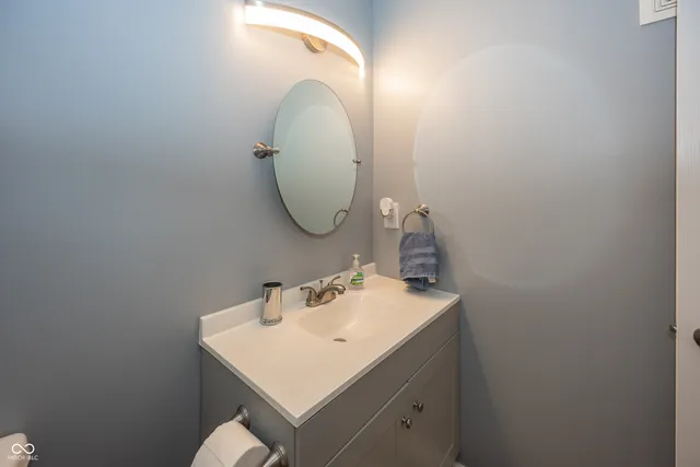 $185,000 | 8410 Glenwillow Lane, Unit 205, Indianapolis, IN 46278