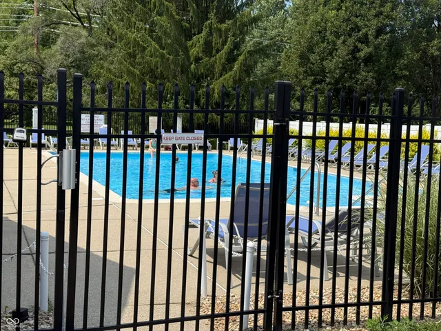 $185,000 | 8410 Glenwillow Lane, Unit 205, Indianapolis, IN 46278