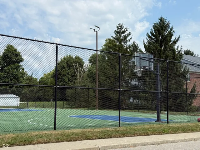 $185,000 | 8410 Glenwillow Lane, Unit 205, Indianapolis, IN 46278