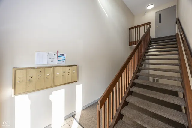 $185,000 | 8410 Glenwillow Lane, Unit 205, Indianapolis, IN 46278