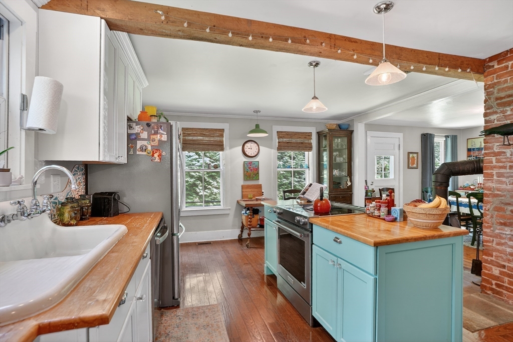 41-0 Cook Road Vineyard Haven, MA 02568 - Photo 8 of 28