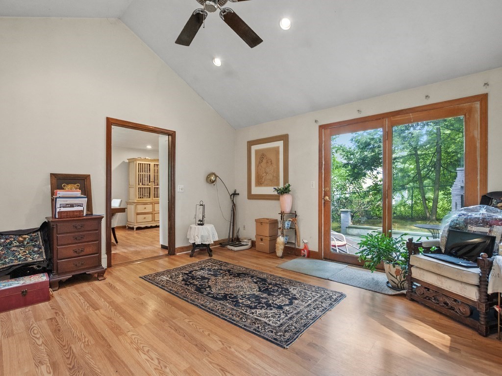 124 Sibley Road Waltham, MA 02453 - Photo 12 of 37