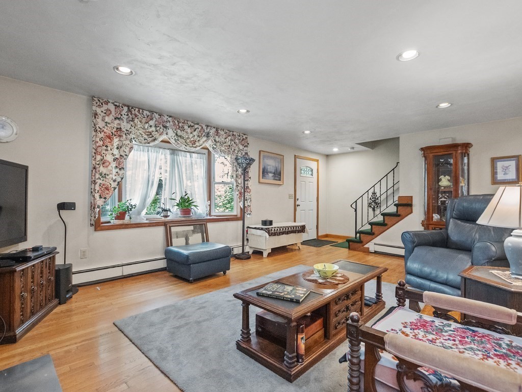 124 Sibley Road Waltham, MA 02453 - Photo 15 of 37