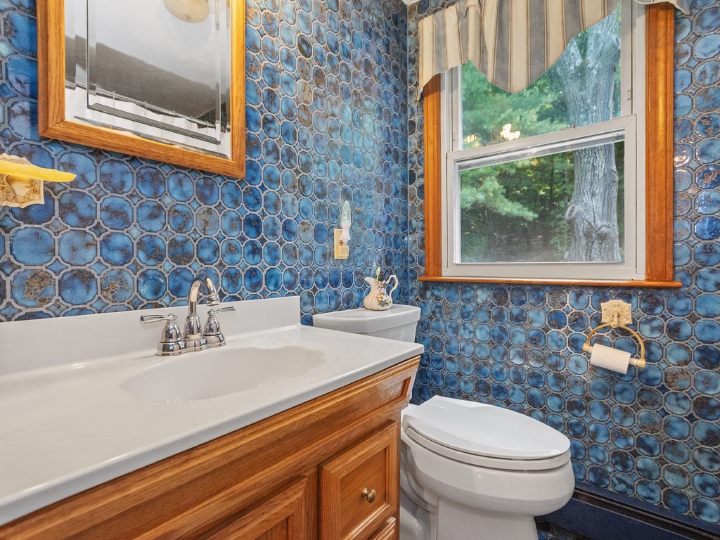 124 Sibley Road Waltham, MA 02453 - Photo 24 of 37