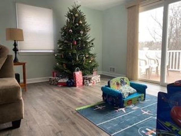 19 Harris Road Lynn, MA 01904 - Photo 4 of 32 Gallery Image 4