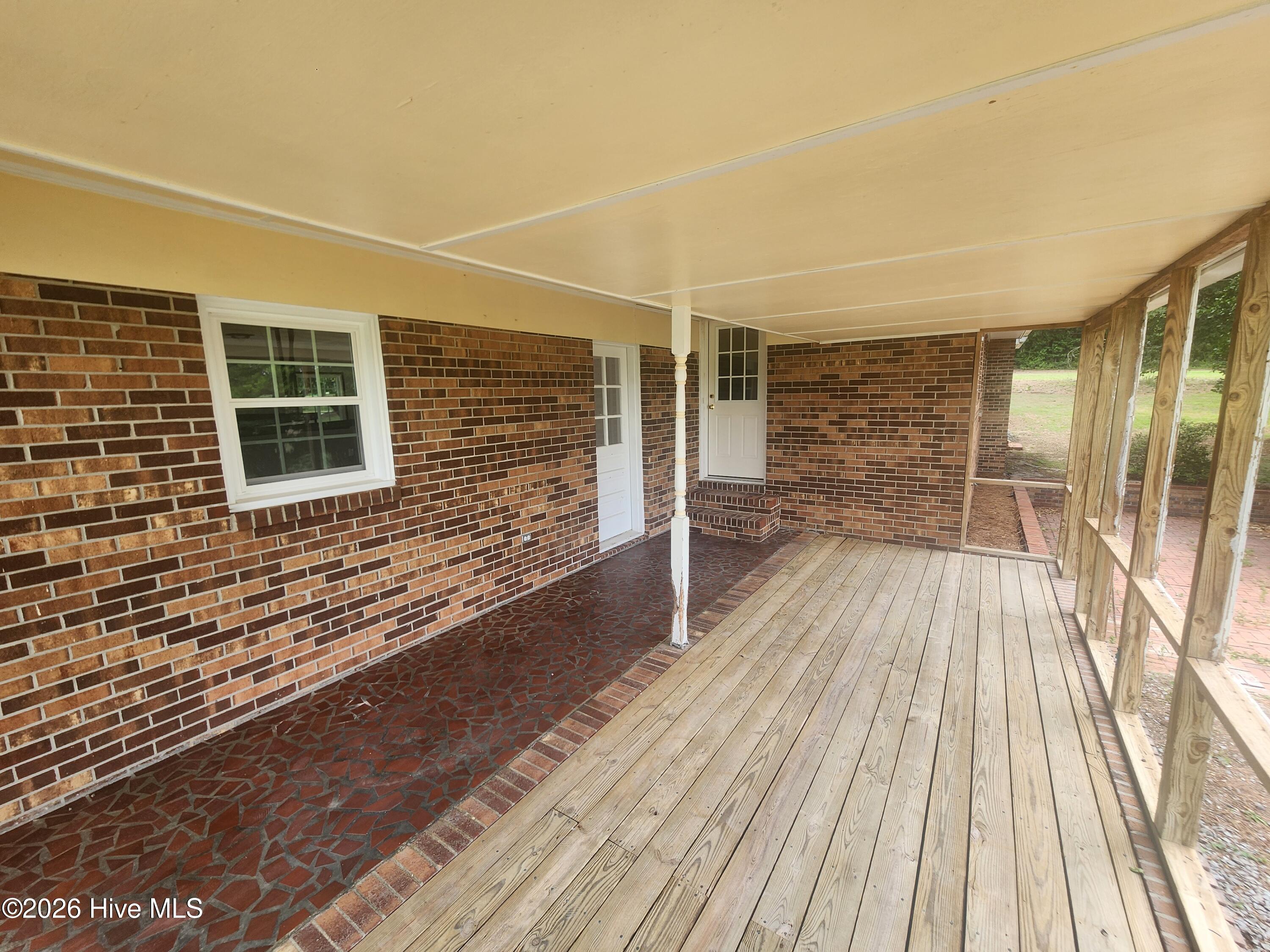 4338 Grifton Hugo Road Grifton, NC 28530 - Photo 30 of 55 Back Porch